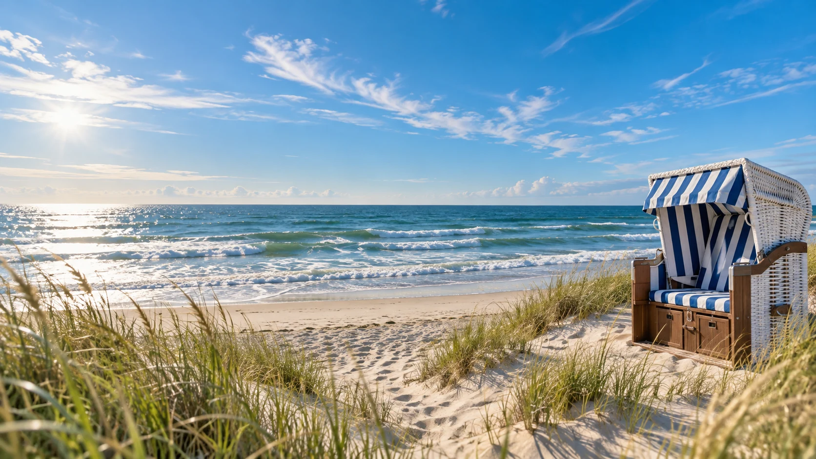 Illustration einer sonnigen Ostseestimmung mit Strandkorb